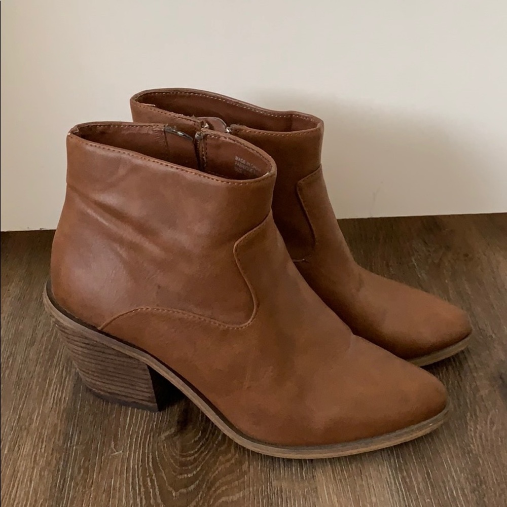 Urban Outfitters Ecote boots